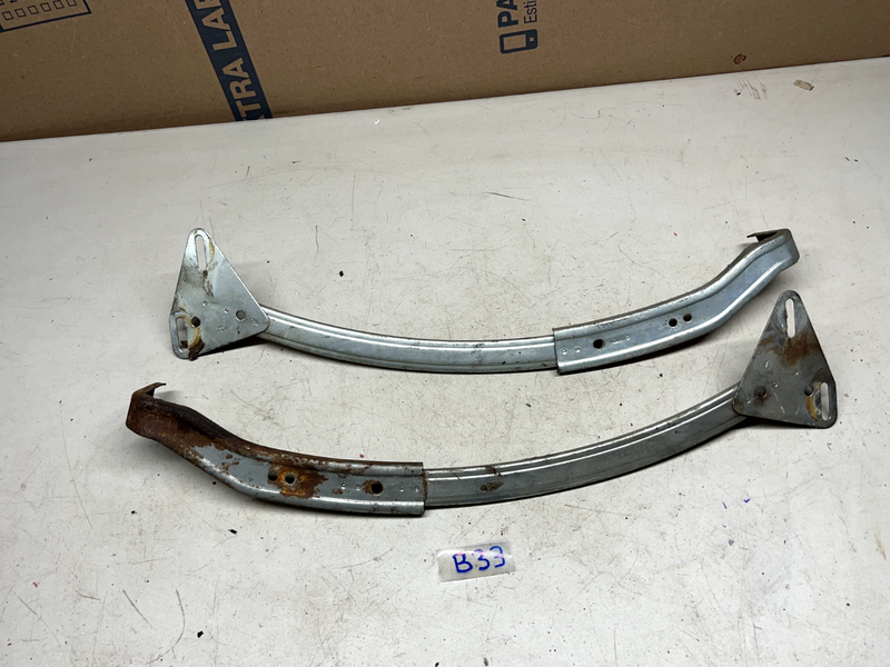 1968-1969 Torino GT Fastback Quarter Window Glass Guide Track RH LH PAIR 69 B33