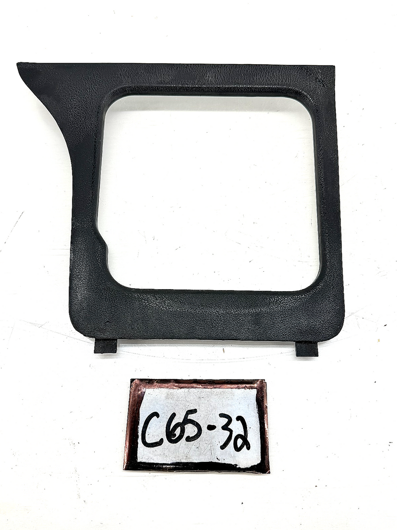 OEM 1979 - 1986 Mustang Manual Trim Bezel Shifter Cover D9ZB-66045D66-CC C65-32