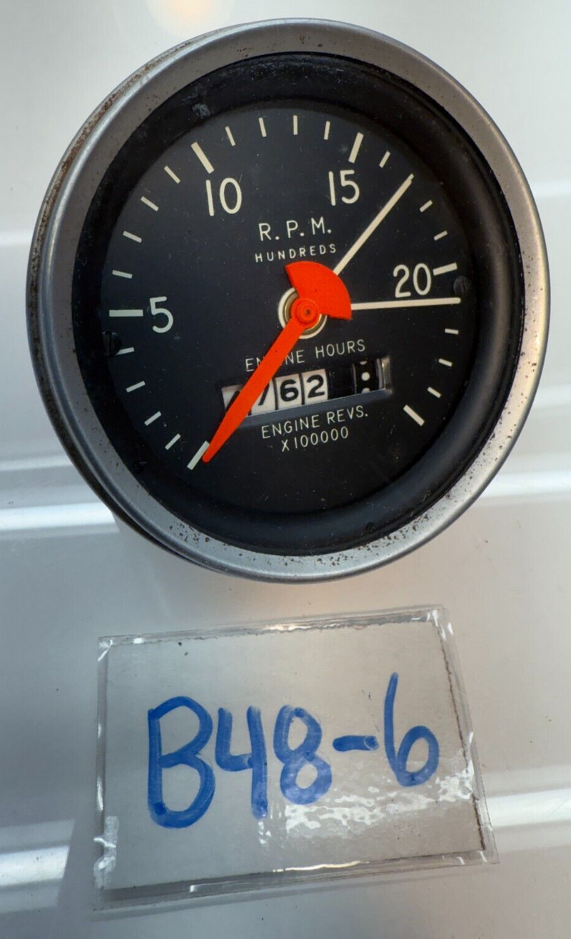 Vintage Stewart Warner 535 Tachometer & Hour Meter Gauge B48-6
