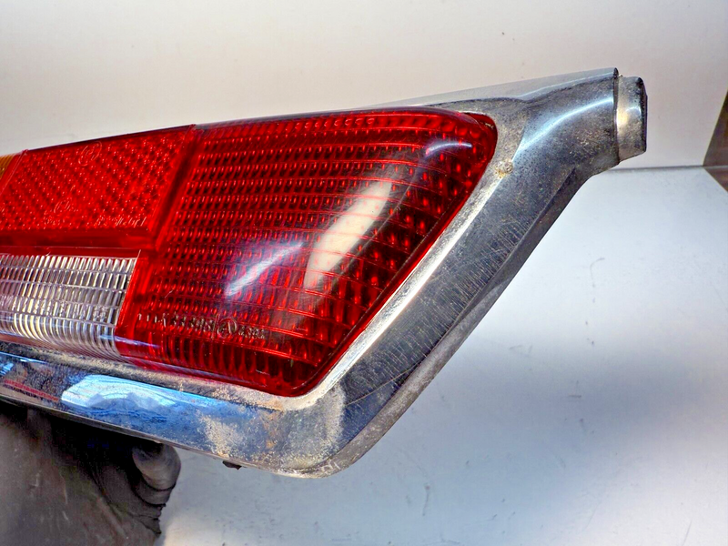 Genuine Mercedes W113 Pagoda 1968-71 Left Tail Light Complete 68 69 70 71 C8-21
