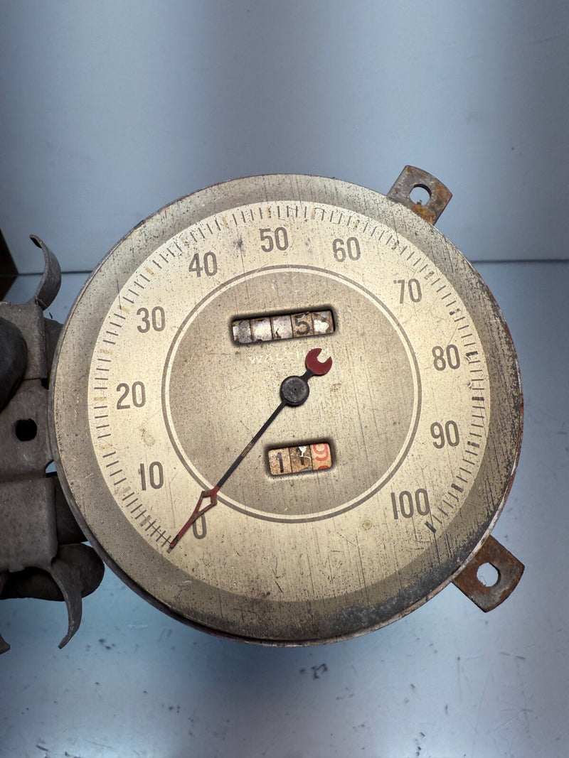 1934 1935 1936 1937 1938 1939 1940 Ford Waltham Speedometer Speedo 100 MPH C9-3