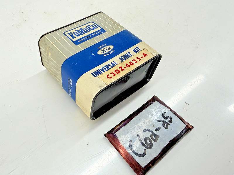 NOS 1963 - 1964 FORD FALCON UNIVERSAL JOINT C3DZ-4635-A C62-25