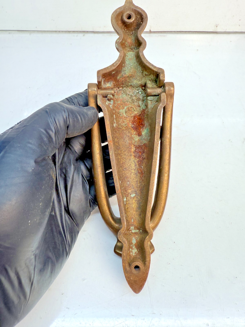 VINTAGE ANTIQUE BRASS 1900's English Style DOOR KNOCKER 7.5" B68-21