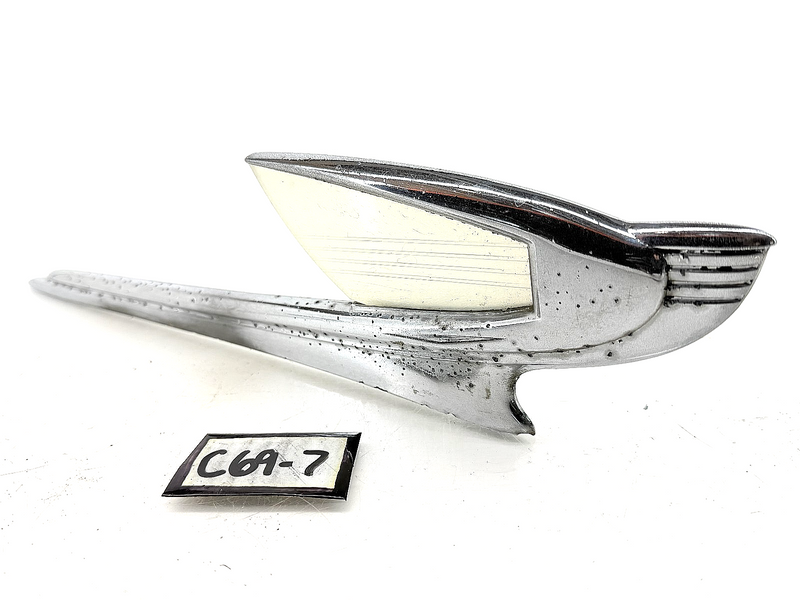 OEM 1939 CHEVROLET CHEVY MASTER DELUXE HIGH BIRD HOOD ORNAMENT GM T-29784 C69-7