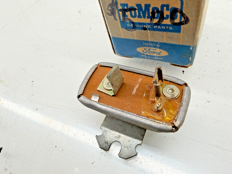 NOS 1960 - 1972 FORD MUSTANG FALCON INSTRUMENT VOLTAGE REGULATOR B9MZ-10804-C
