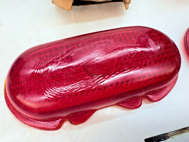 NOS 1942 - 1948 FORD PAIR TAIL LIGHT LAMP LENS T-313 21A-13450 RED GLASS B80-27