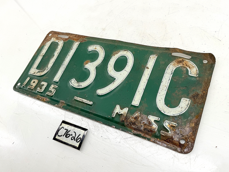 Orig. Paint 1935 DEALER D1391C Massachusetts License Plate Sign MA D1391C C76-26