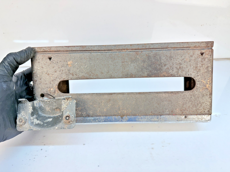 OEM 1958 - 1967 409 Chevrolet TISSUE DISPENSER 58 59 60 61 62 63 64 65 66 B61-38