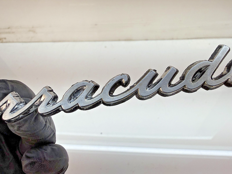 Vintage OEM 1968 Plymouth Barracuda Front Emblem 68 2786559 E8-61