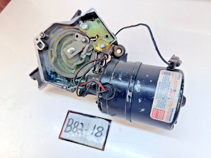 OEM GM 1968 - 74 Firebird Camaro Chevelle Wiper Motor Washer Pump 4918077 B82-18