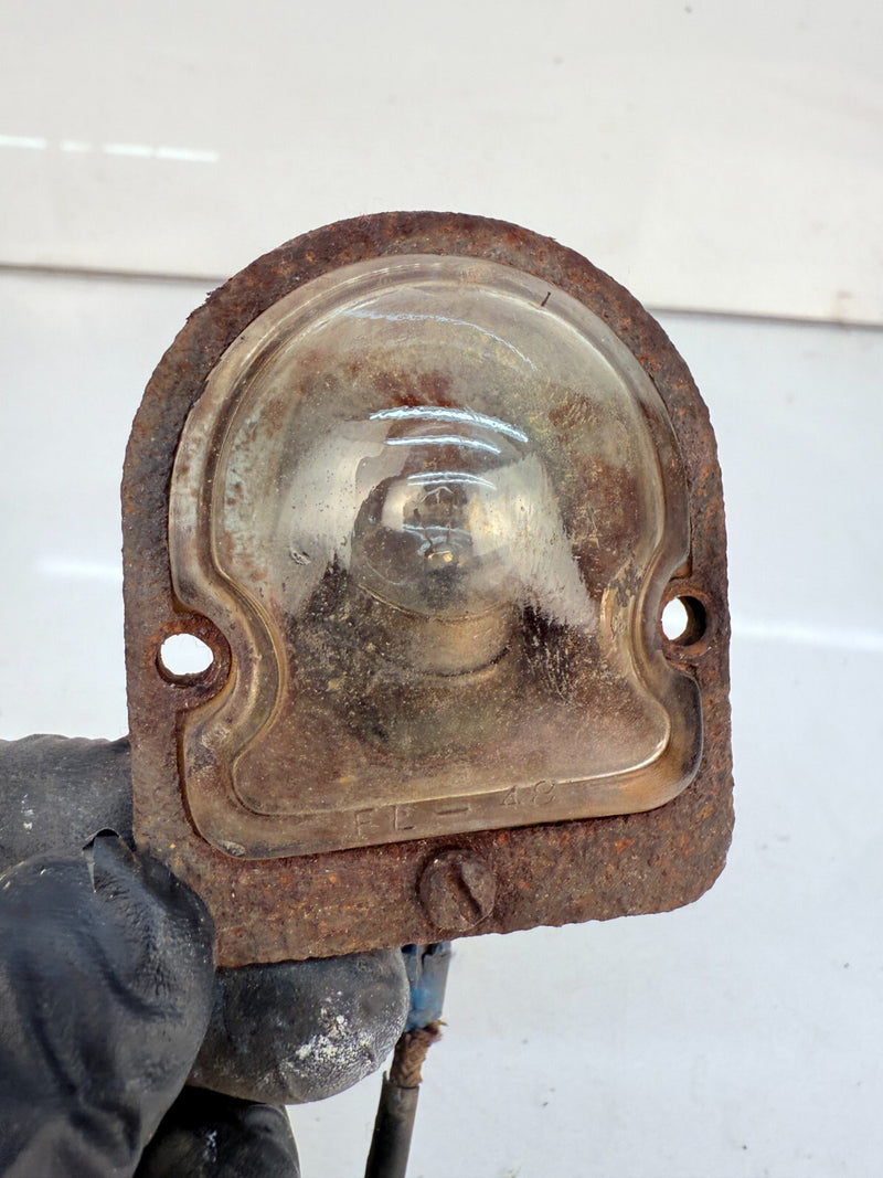 OEM 1949 - 1952 MERCURY 1948 - 56 FORD PANEL LICENSE PLATE LIGHT ASSEMBLY B61-42