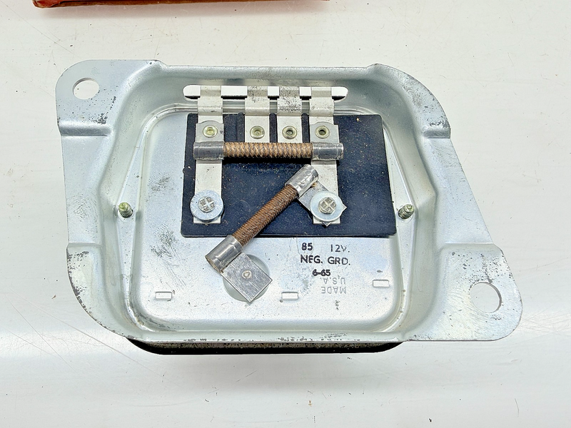 NOS 1965 - 1977 Mustang Cougar Ford F100 F350 VOLTAGE REGULATOR RAB 12A 5 C74-14