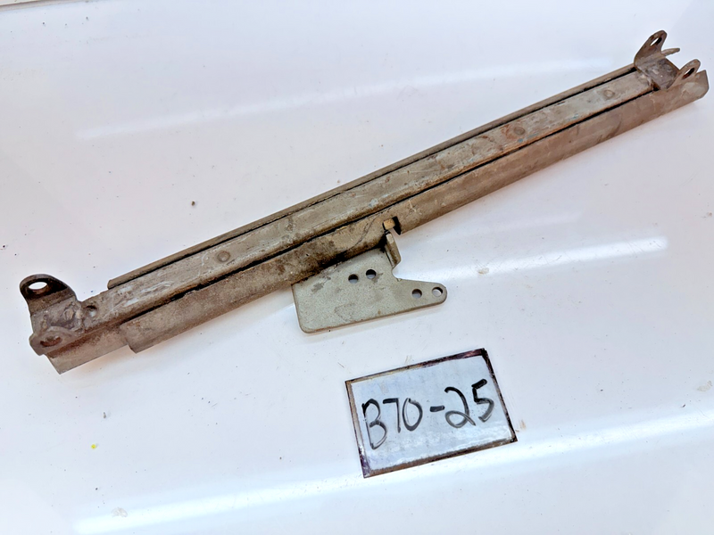 OEM 1965 DODGE A-100 A-108 PASSENGER SIDE LEVER SEAT TRACK VAN PICK-UP B70-25