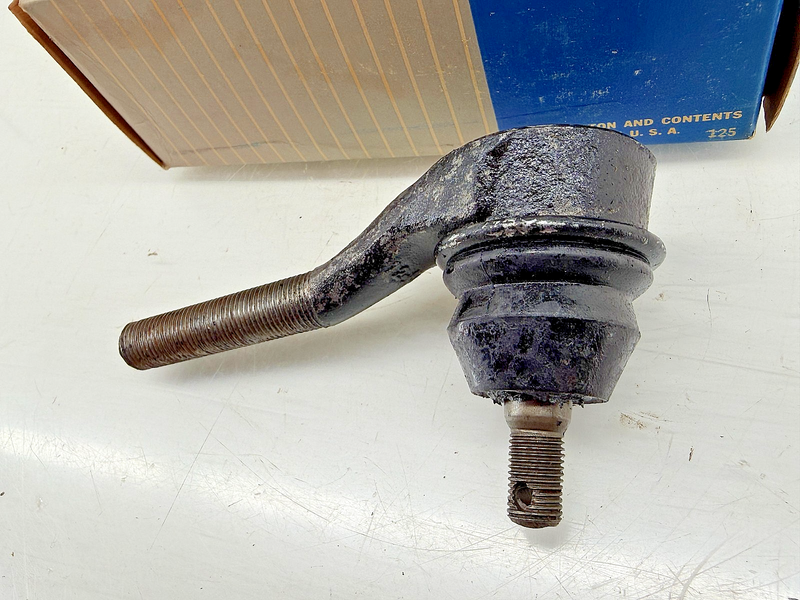 (1) NOS 1960 - 1966 Ford Falcon Mustang Comet Tie Rod End C3DZ-3A130-K C18-67