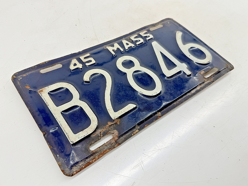 Orig. Paint 1945 B2846 Massachusetts License Plate Sign MA B2846 C76-50