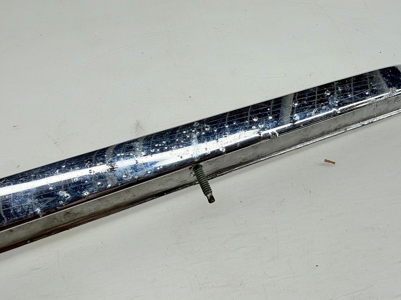 OEM 1959 Mercury Montclair Lower Tail Moulding Trim 1019142 RH Ford C66-23