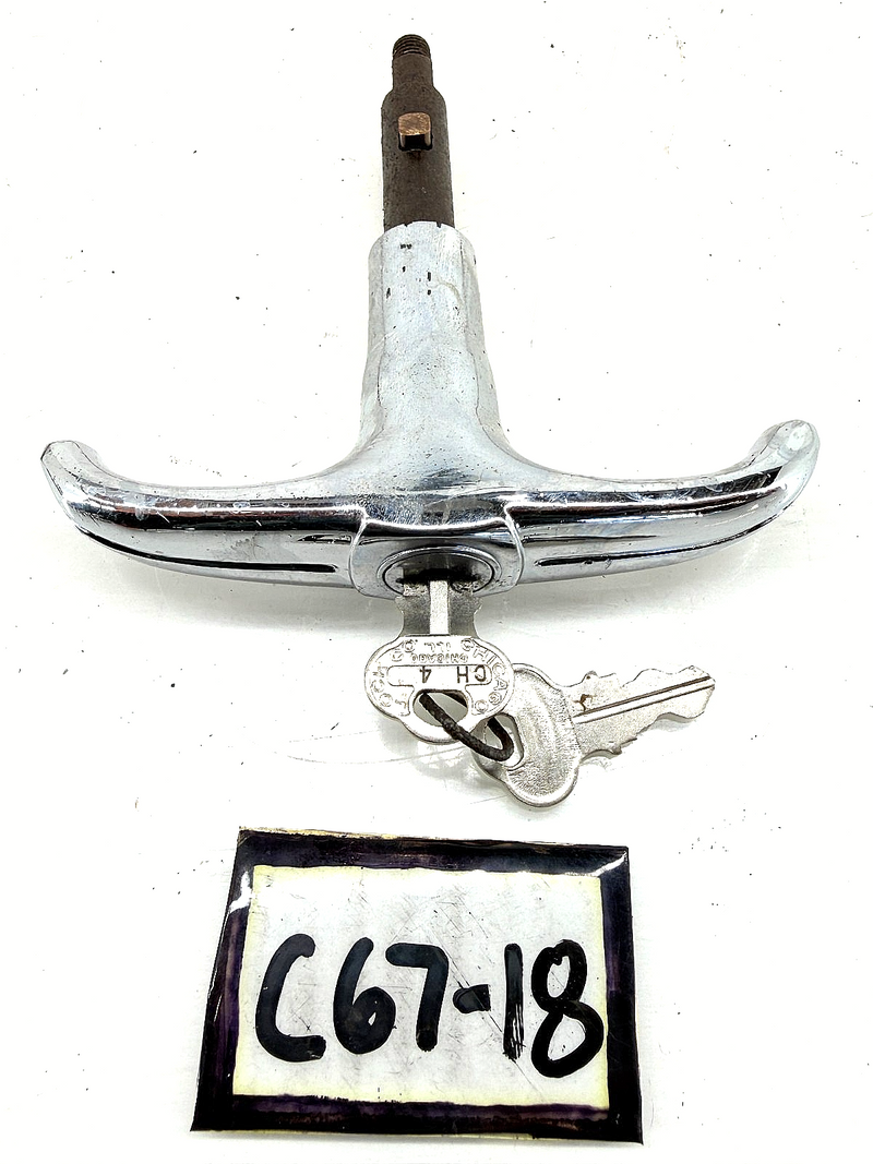 Vintage OEM GM 1946 1947 1948 Oldsmobile Trunk Handle w/ Keys C67-18