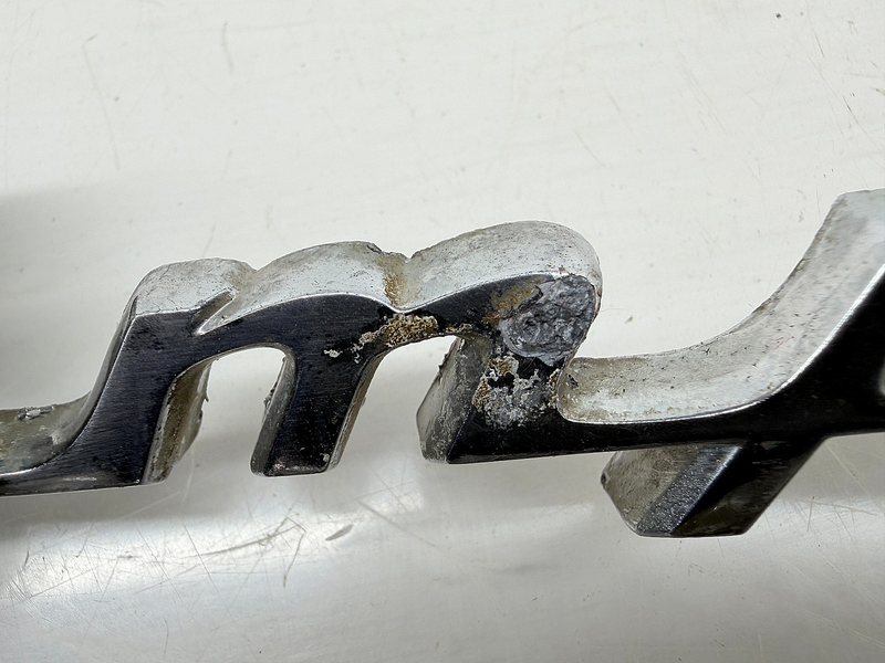 OEM 1960 Chevy Impala Pair Quarter Panel Script Name Plate Emblem E9-49