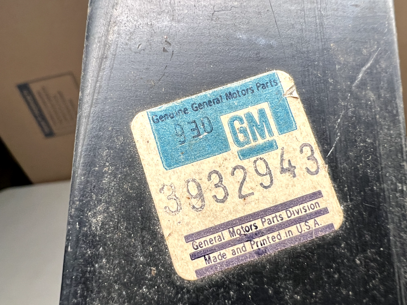 GM NOS 1968-73 Corvette C3 Rear Outer LH Bumper Bracket 3932943 U1A-B15