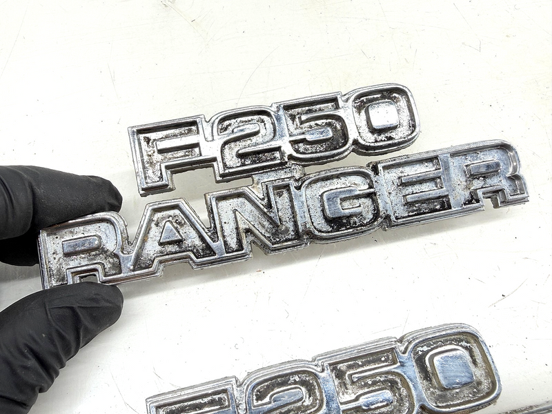 OEM 1973 -1979 F250 RANGER Metal Front Fender Emblem Badge D7TB-16702-EWB E9-102