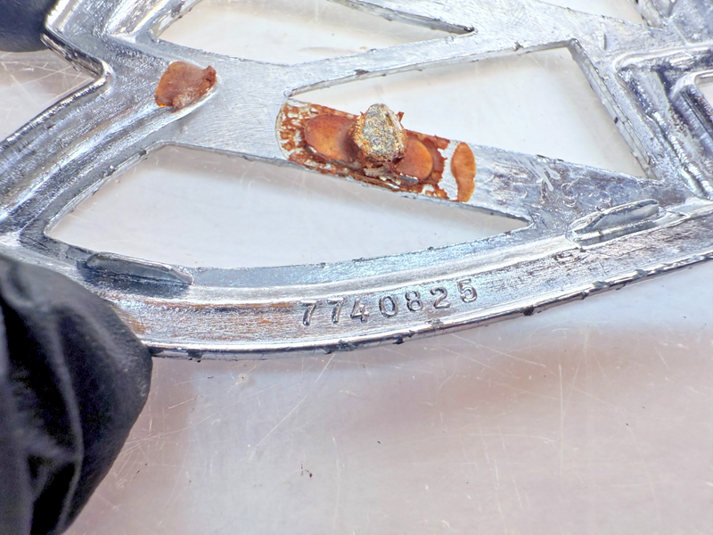 OEM 1968 Buick LeSabre Le Sabre Rear Trunk Lid Tri Shield Emblem 7740825 E7-31