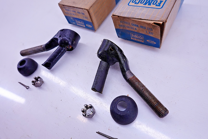 NOS PAIR  1960- 1965 Mustang Falcon Mercury Comet Outer Tie Rod C0DZ3A130 C55-10