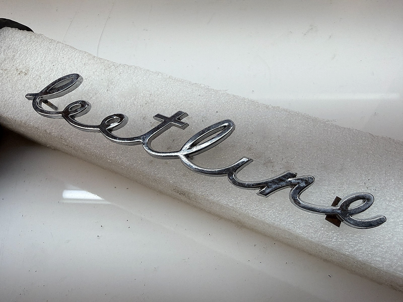 Original 1941 - 1948 Chevy FLEETLINE Trunk Lid EMBLEM / NAME PLATE GM E8-66