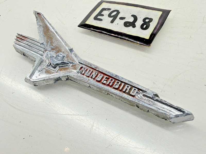 OEM 1956 1957 Ford Thunderbird Fender Emblem BJ-16228-A E9-28