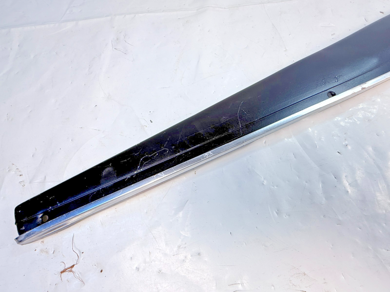 OEM 1978 1979 C3 Corvette Lower Rocker Panel Trim Molding Moulding U5B-104