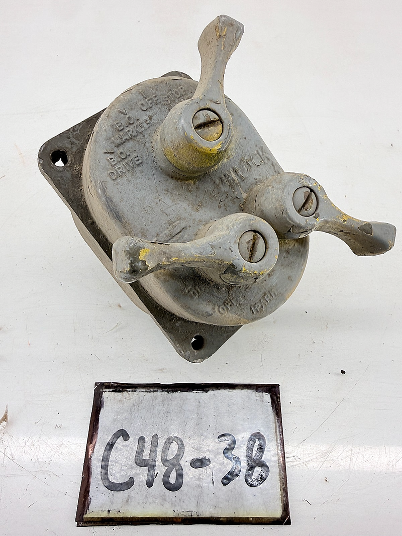 Military Humvee WILLYS Jos Pollack Headlamp Headlight Lamp 3 Lever Switch C48-38