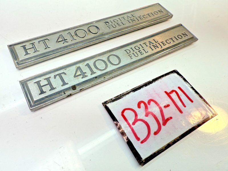 Cadillac HT 4100 Digital Fuel Injection Emblems Eldorado Deville HT4100 B32-171