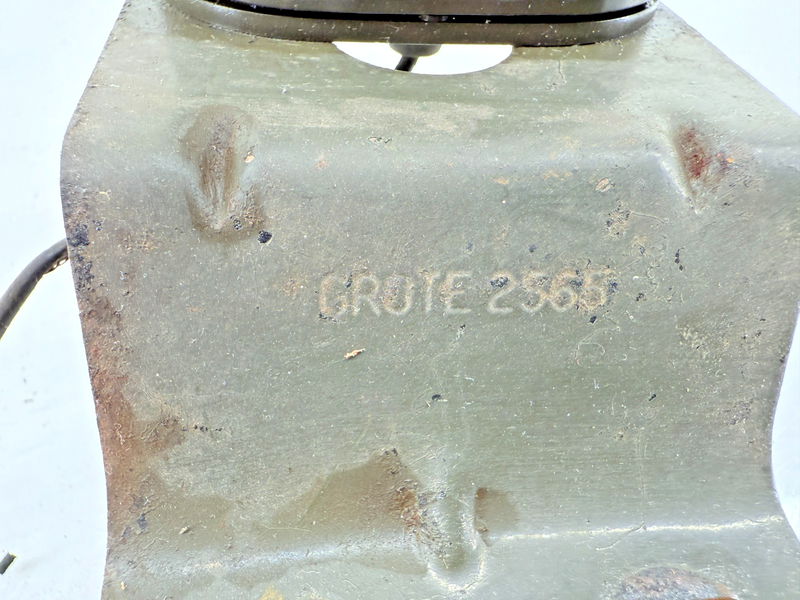 Vintag Grote 95 License Plate Light SAE-L-69 Willys Jeep Rat Rod Milirary C37-15