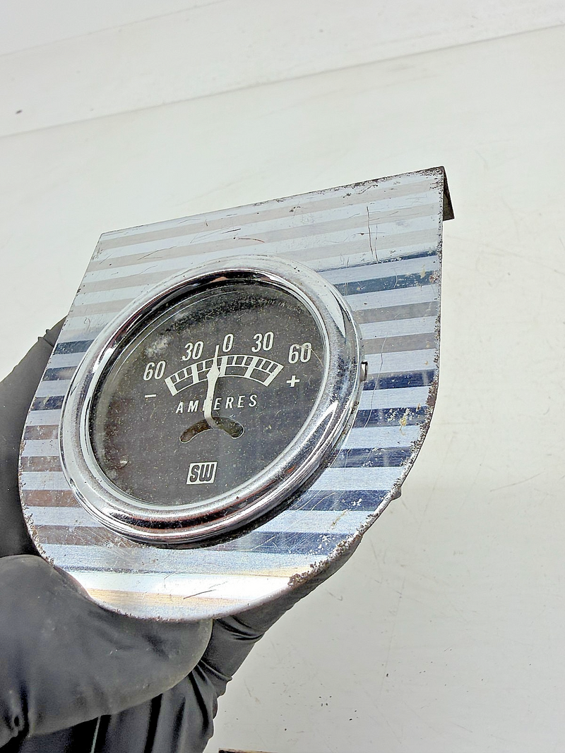 Vintage 1950s Hot Rod Stewart Warner Ammeter 60 Amp Teardrop Pod 416883 C39-51