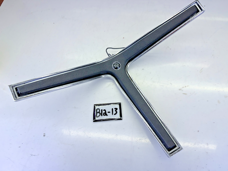 OEM 1967 1968 Buick Steering Wheel Center Pad Horn Bar Riviera Electra B12-13