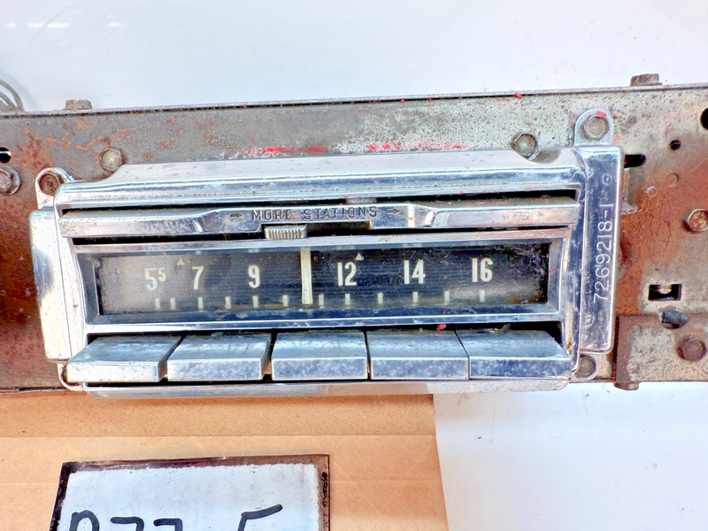 OEM 1957 Cadillac Wonderbar AM Radio Amplifier Delco 7268005 Amp Knobs B77-5