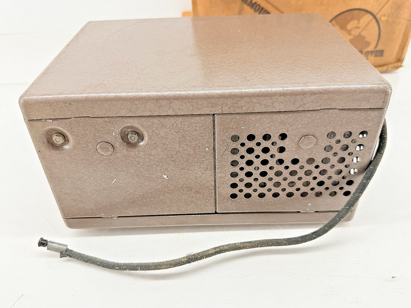 NOS Philco CR-6 6V Car Radio Complete Kit Speaker 1941 - 1947 Chevrolet B69-51