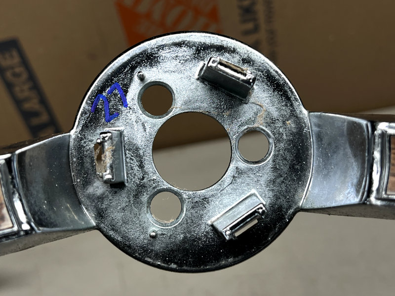 OEM 1965 1966 Chevy Impala Caprice Steering Wheel Horn Ring 3882985 65 66 B37-27