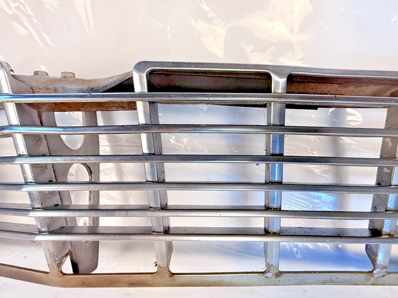 OEM 1956 Chevrolet Belair 150 210 Grill GM Tri-Five Grille Trim U5B-28