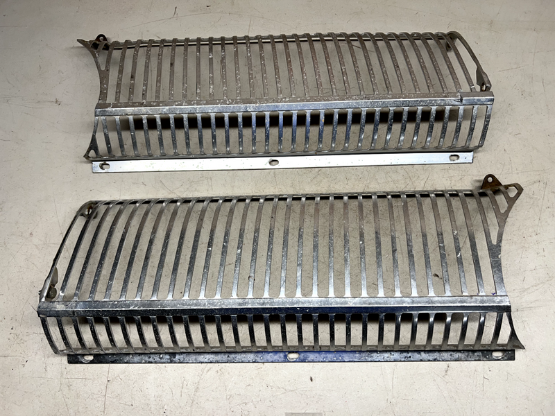 OEM 1962 Oldsmobile Cutlass F85 F-85 Front Grill 2 piece Grille 62 B39