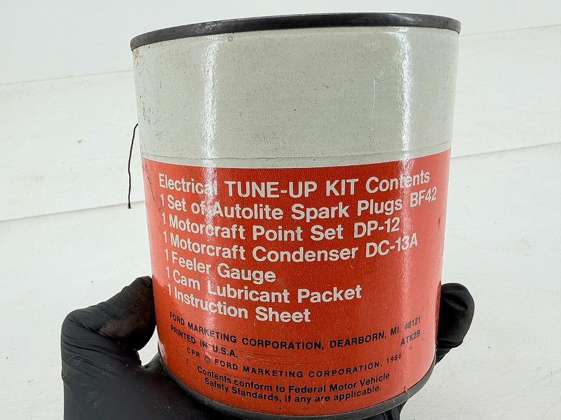 Vintage 1966 MOTORCRAFT TUNE-UP KIT CAN TKF-1 AUTOLITE BF42 UNOPENED C77-50