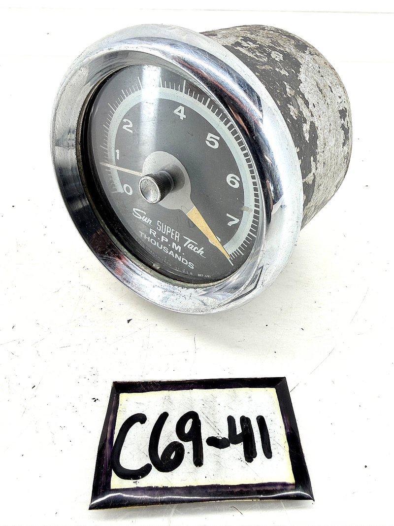 Vintage Original 1960s SUN 8K SUPER TACH TACHOMETER 12V 8 CYL FORD MOPAR GM C69