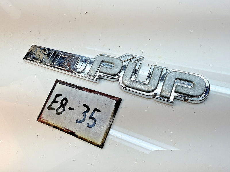 OEM 1983 - 1987 Isuzu Pup Pick Up Truck Fender Emblem E8-35