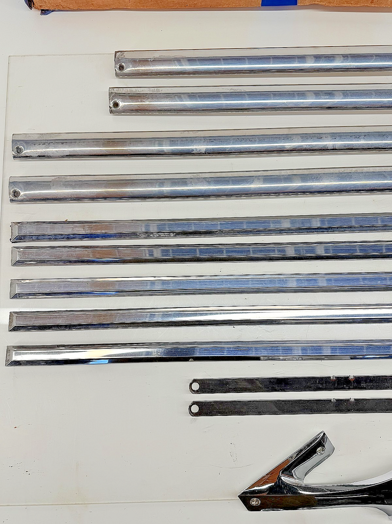 NOS 1973 - 1977 Chevrolet Chevelle Station Wagon Luggage Roof Rack Kit GM S-121