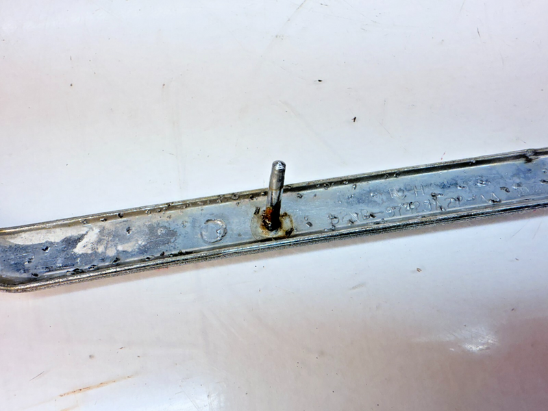 OEM 1973 - 1976 Ford Ranchero Belt Line Moulding RIGHT RH Trim Panel B32-328