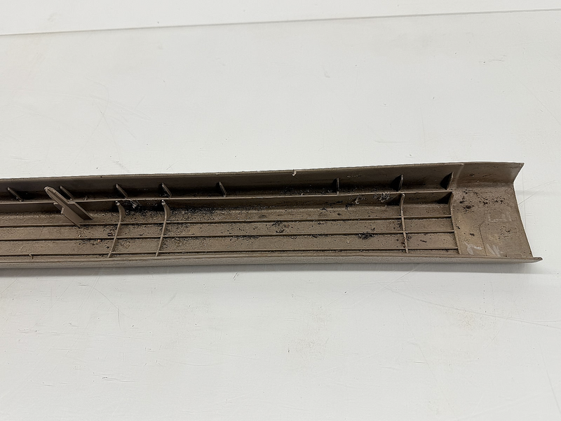 OEM 1999 - 2004 Ford Mustang Convertible Door Sill PASSENGER YR33-6313200-AAW