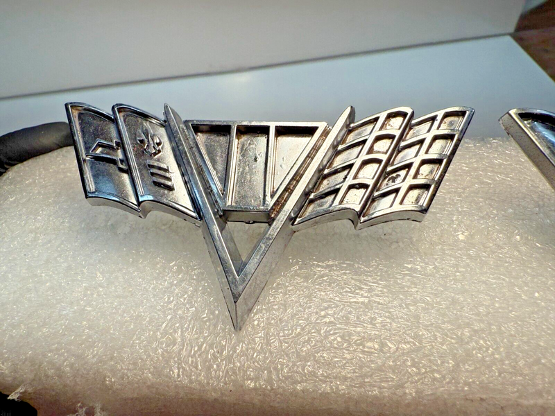 OEM GM Pair 1964 1965 1966 1967 Chevy V Flag Front Fender Emblem 3840318 B32-50