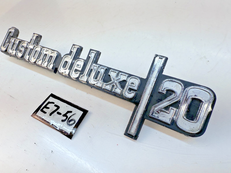 OEM Chevy 1975 - 1979 C10 K10 Custom Deluxe FENDER EMBLEM 6273126 E7-56