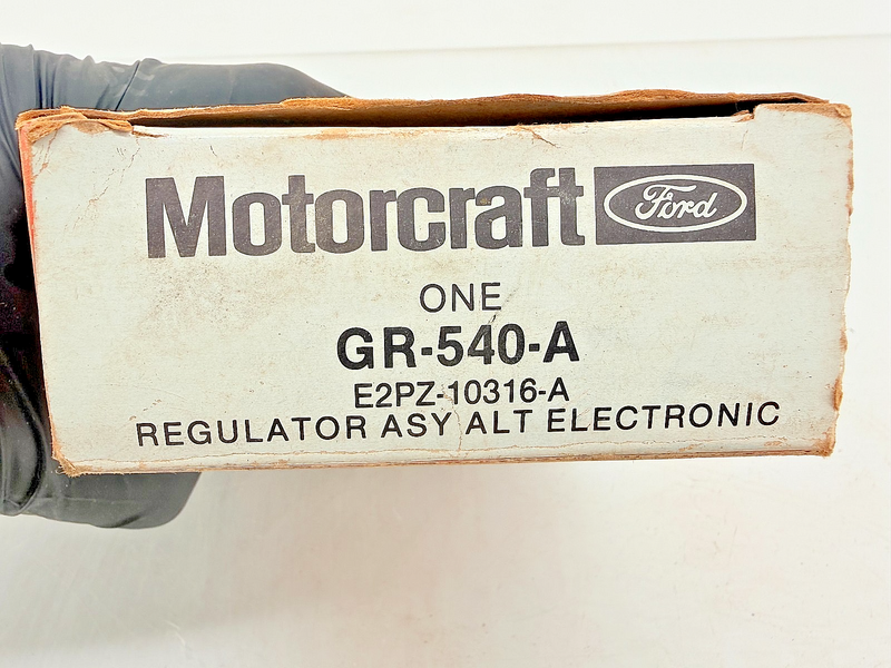 NOS 1965 - 1990 Ford Lincoln Mercury Volt Regulator GR-540-A E2PZ-10316-A C61-22