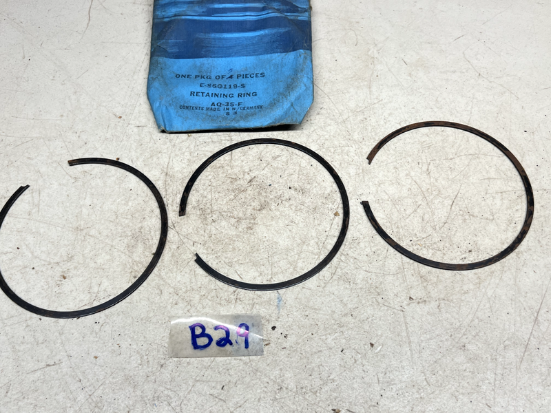 (3) NOS FORD "RETAINING RING" (PISTON RING) E860119-S B29-72