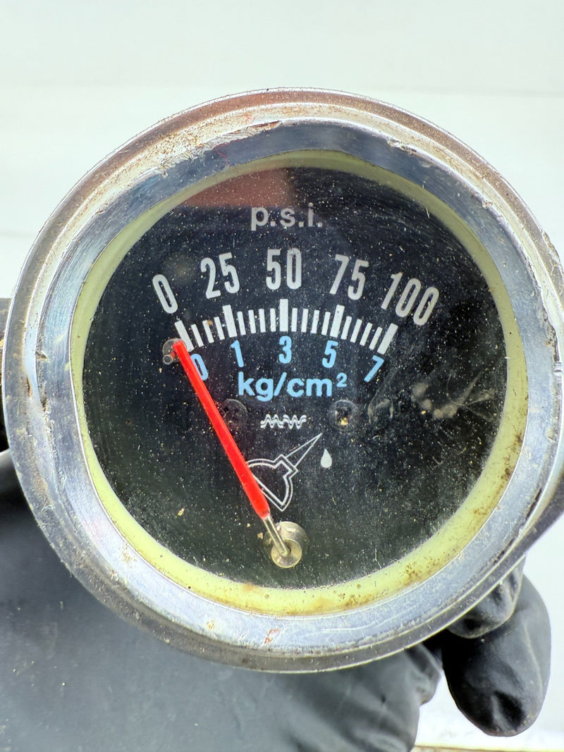 Used Dorman Champ 7-153 Oil Pressure Gauge C38-32